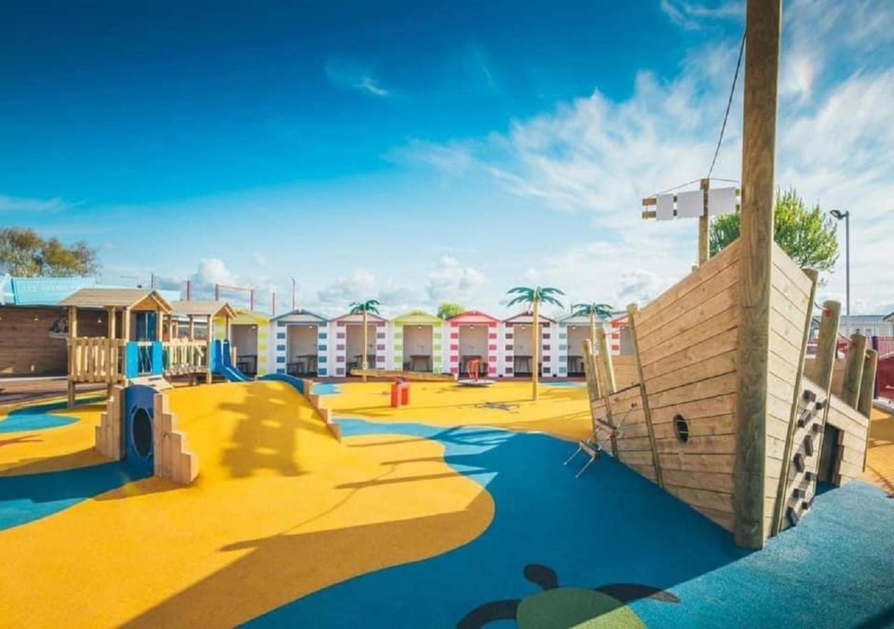 Caravan Delta 2 Bedroom In ริล ภายนอก รูปภาพ
