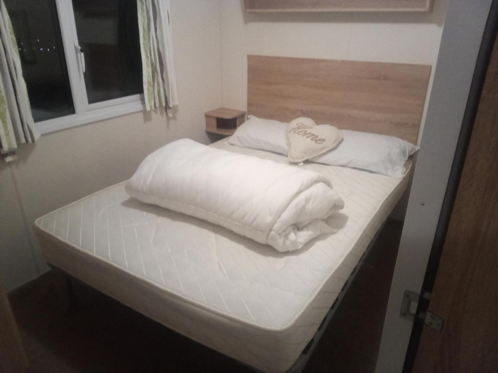 Caravan Delta 2 Bedroom In ริล ภายนอก รูปภาพ