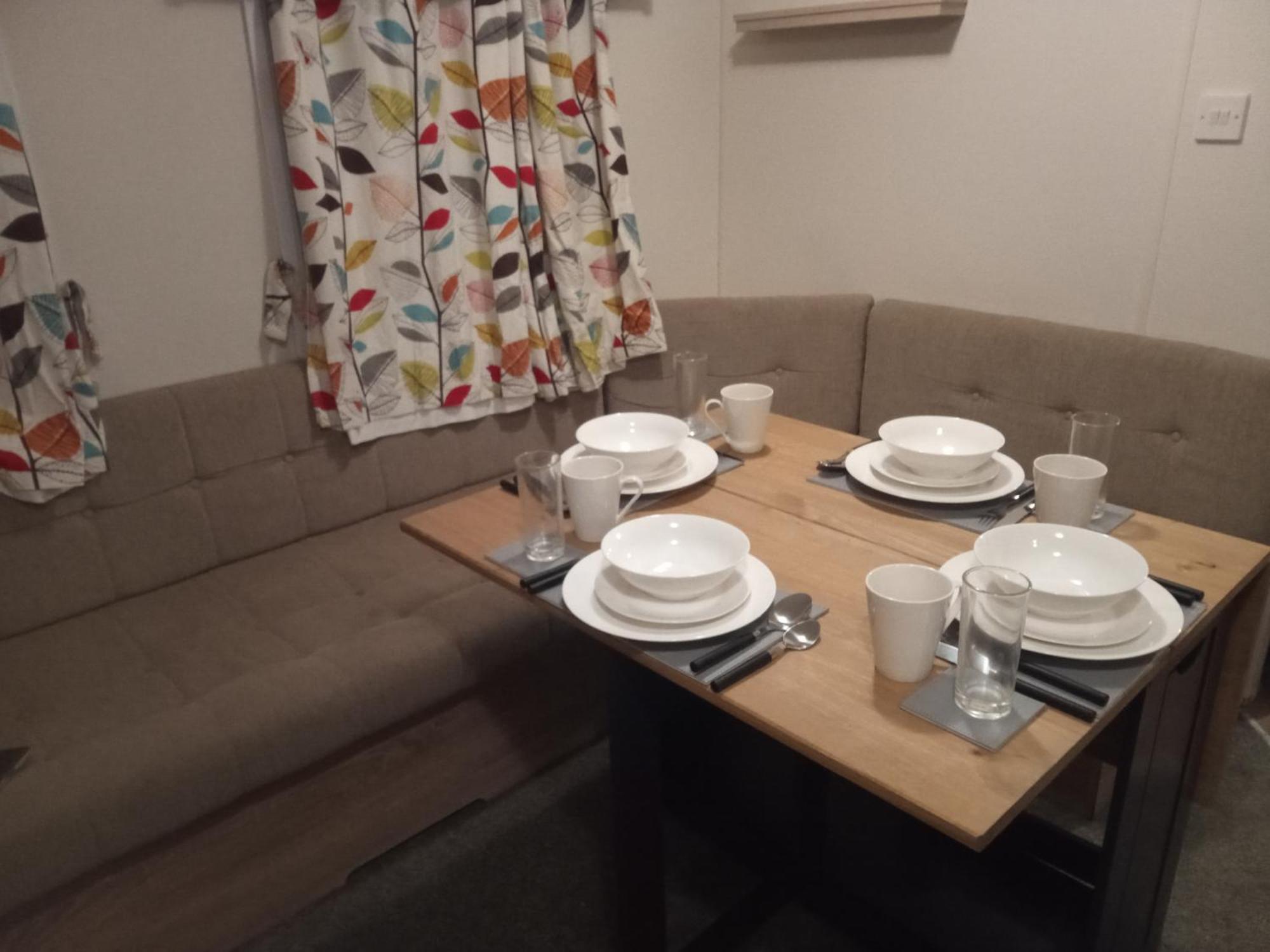 Caravan Delta 2 Bedroom In ริล ภายนอก รูปภาพ